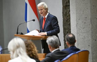 'Machtsspel breekt onze democratie'