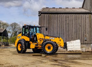 Wiellader steeds meer in trek op boerenbedrijf